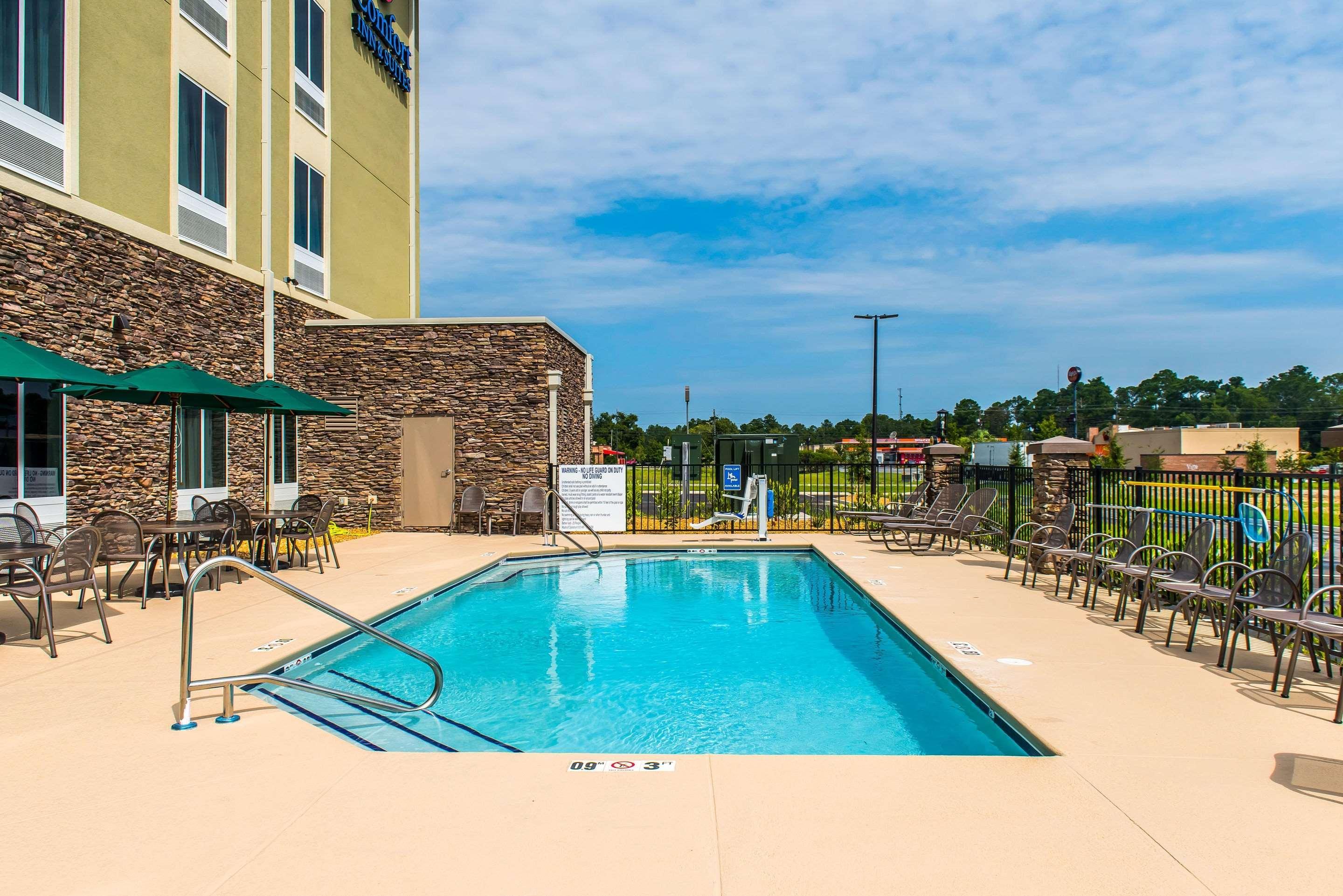 Comfort Inn & Suites Valdosta Esterno foto